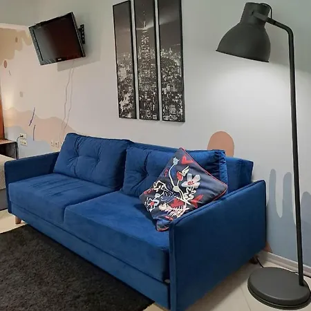 Apartment студио цвят/ Colour *