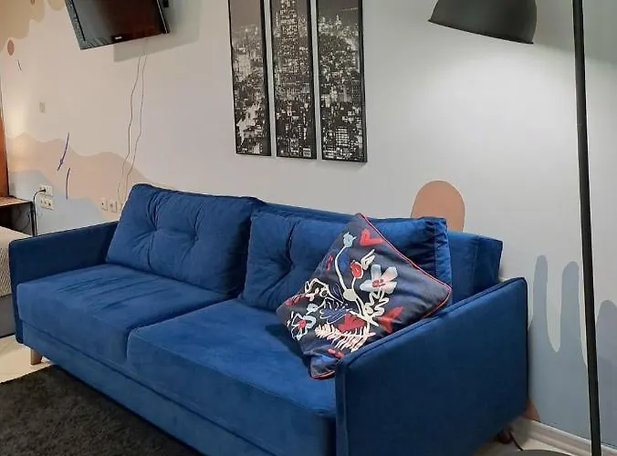 Appartement студио цвят/ Colour *